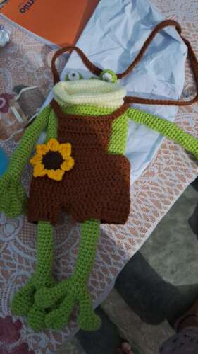 Crochet Frog Sling Bag photo review